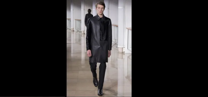  اجمل معاطف شتاء 2017 المناسبة لبدلتك الرسمية