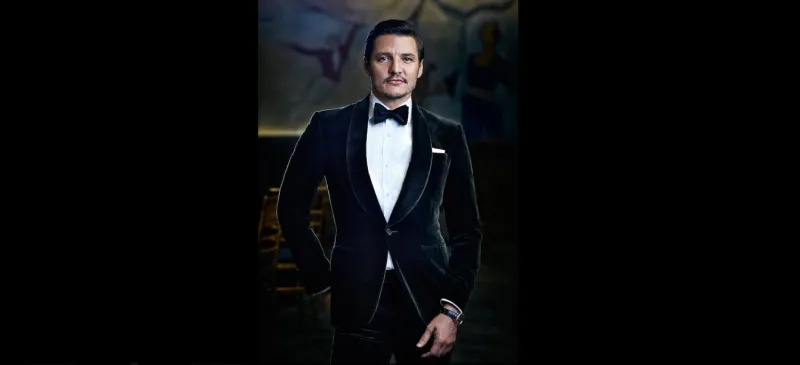 اناقة الممثل الاميركي بيدرو باسكال تحت مجهر الرجل