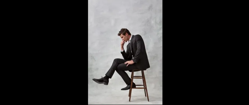 اناقة الممثل الاميركي بيدرو باسكال تحت مجهر الرجل