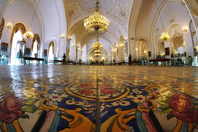 ثلاث  قصص من الصوفية الإيرانية