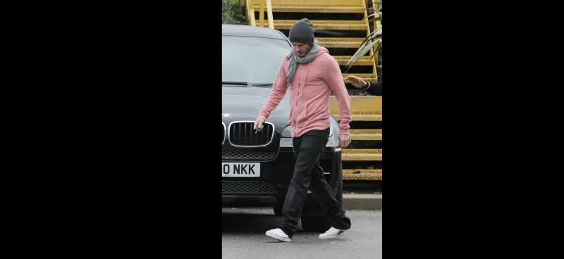 اللون الزهري ليس حكرا على السيدات فاسترجعه الان