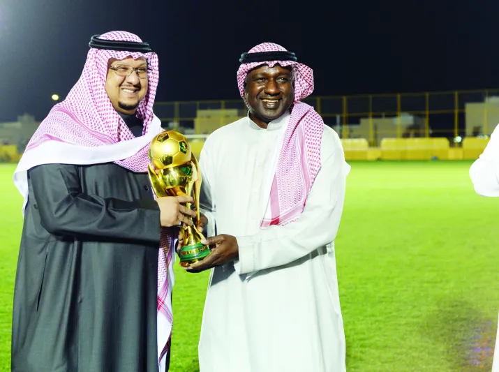  فيصل بن تركي لـ"الرجل" ابي عارض التحاقي بالقوات الجوية 