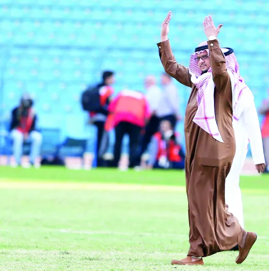  فيصل بن تركي لـ"الرجل" ابي عارض التحاقي بالقوات الجوية 