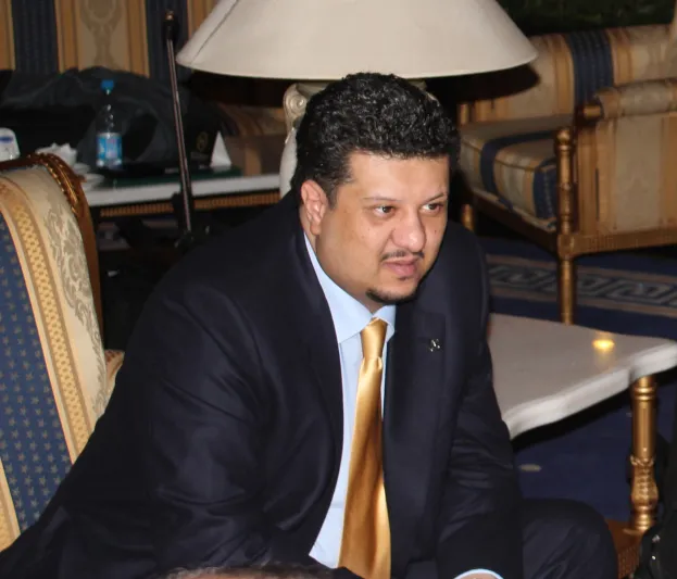  فيصل بن تركي لـ"الرجل" ابي عارض التحاقي بالقوات الجوية 