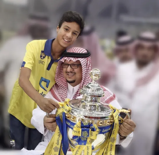  فيصل بن تركي لـ"الرجل" ابي عارض التحاقي بالقوات الجوية 