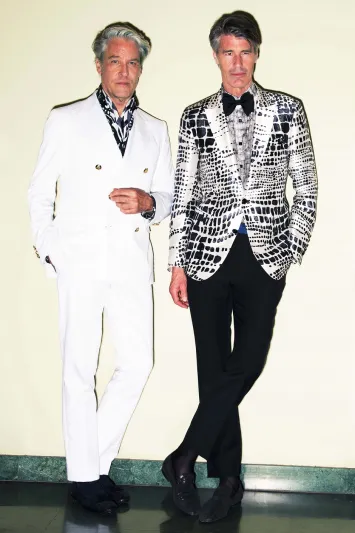 بدلات فاخرة للرجل الواثق فقط لربيع وصيف 2017