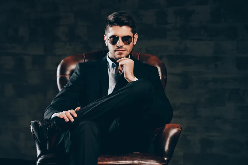 العالم بانتظار أول «تريليونير» في التاريخ.. تعرف عليه