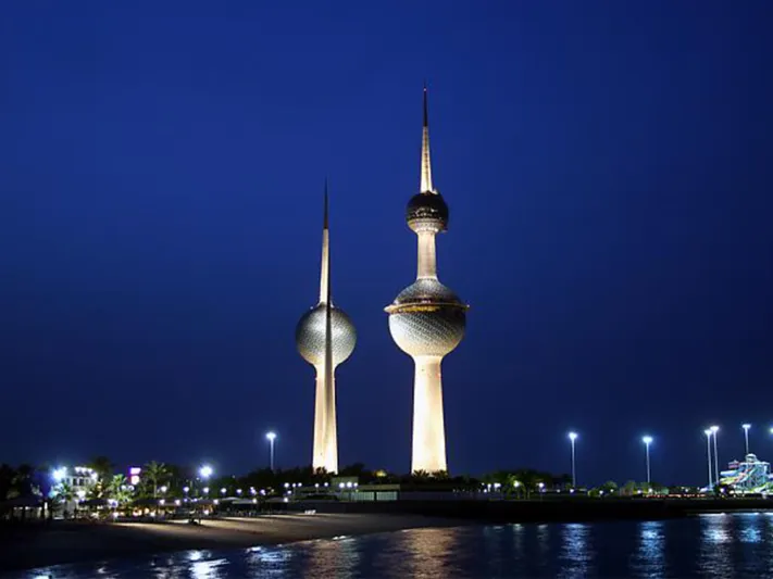 الكويت تعلن عجزا ضخما في الميزانية