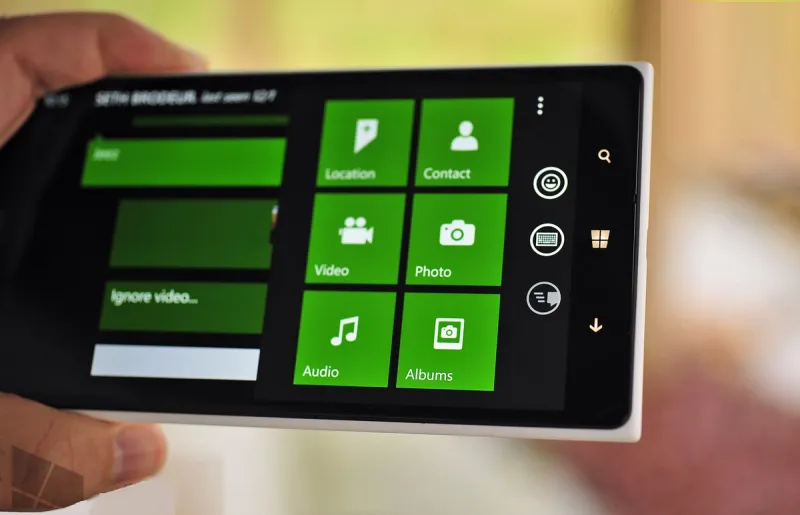 تحديد موقع الآخرين ومسح رسائلك المرسلة.. مميزات جديدة في «واتس آب»