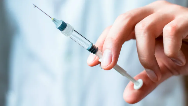 «إبرة فدا» ابتكار طبي سعودي غير مفاهيم الجراحة 