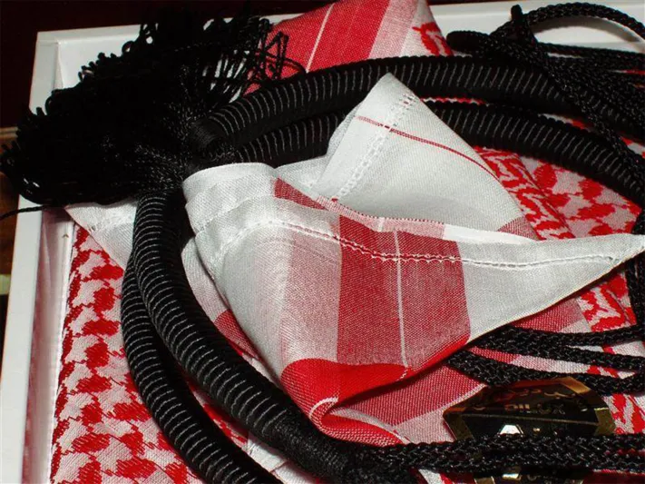 ملتقط عقال محمد عبده يرفض بيعه بنصف مليون.. فما السبب؟