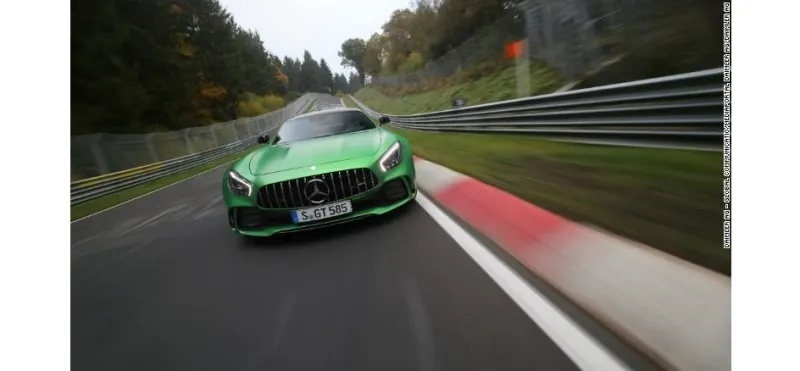 بالصور فيراري و فورد تتقدمان موكب السيارات الفارهة في 2017