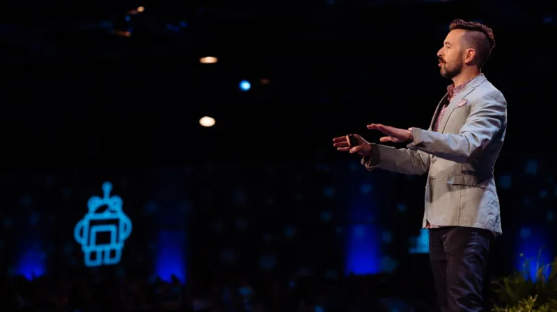 راند فيشكن.. بدأ العمل مع والدته ثم أصبح من أهم مبدعي التسويق في العالم