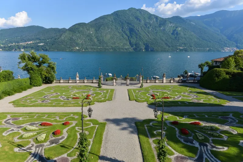 فيلا سولا كابياتي.. تجربة فارهة تنقلك للقرن الـ 18 (صور)