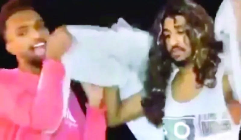 شاهد| الفيديو الذي ورط اللاعب عبدالله غانم واستنكار نادي «الشارقة»