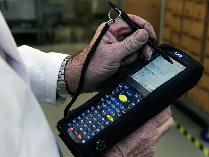 السعودية تعتزم إطلاق برامج رقمية لتتبع السلع