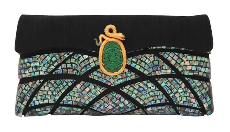 وداعاً للحيرة قبل عيد الحب.. أفكار لهدايا مميزة لشريكة حياتك