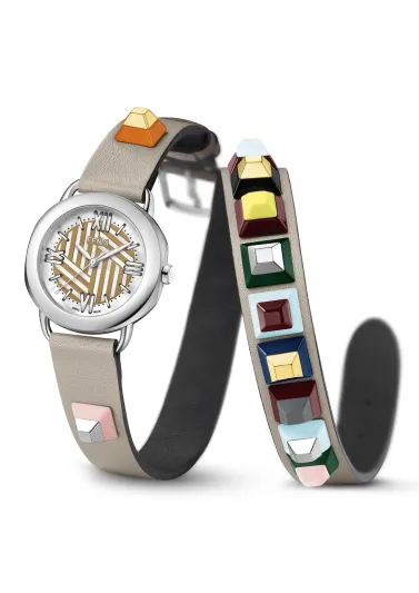 وداعاً للحيرة قبل عيد الحب.. أفكار لهدايا مميزة لشريكة حياتك