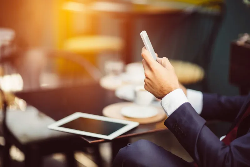 كيف يمكنك التفاخر بدون أن تبدو متعجرفاً؟.. إليك الطرق