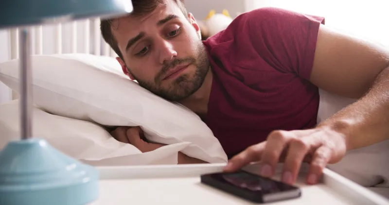 أخطاء صباحية تفسد يومك.. «لا تنهض فاجأة من الفراش»