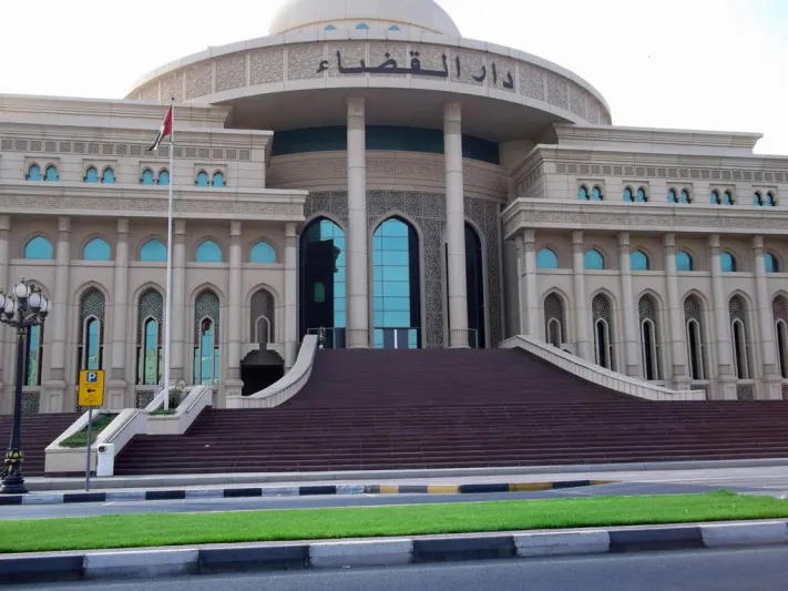 الإعدام لقاتل زوجته في الشارقة