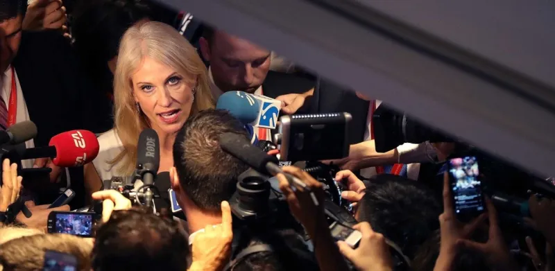 مطالبات بالتحقيق مع مستشارة ترامب بسبب دعمها لمنتجات ابنته