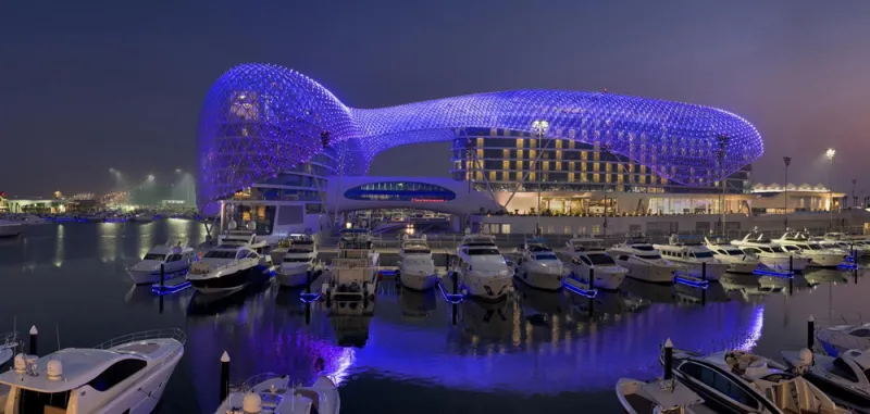 دليلك الشامل لزيارة أبو ظبي (صور)