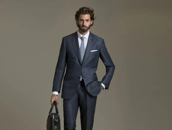 للرجل العربي الأنيق.. ما هي أفضل ماركات الكرافتات وأسعارها؟ (فيديو وصور)