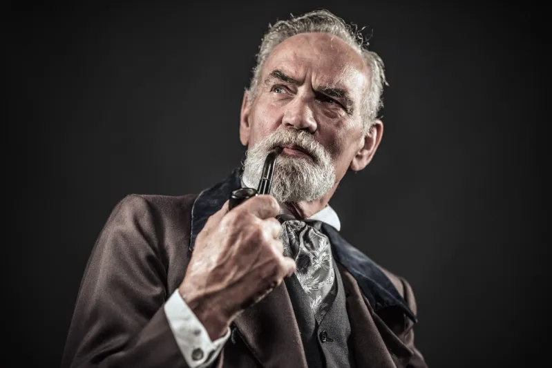  Stallion Bespoke يكشف عن إطلالة الرجل الجذاب  لكأس دبي العالمي للخيول