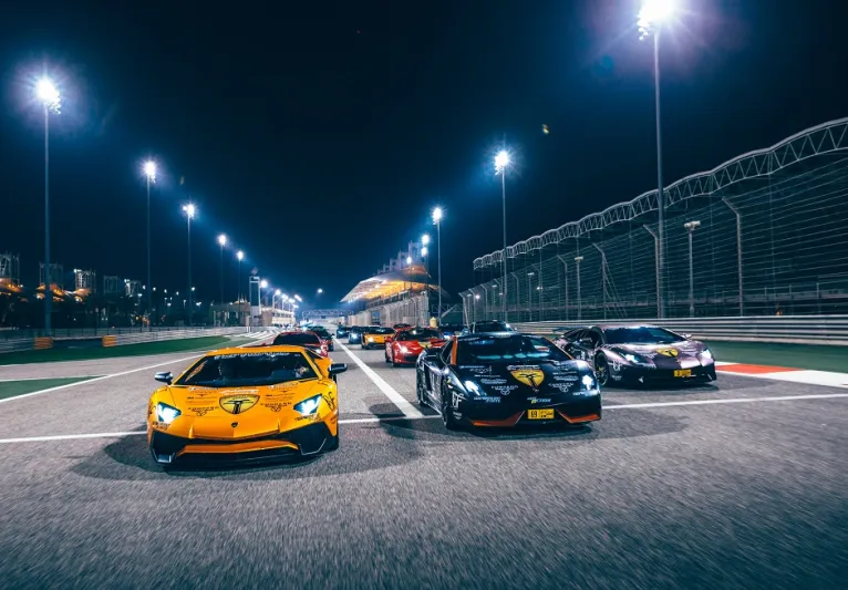 «شوبارد» ونادي Supercars Club Arabia يجتمعان في جولة «دلمونيا»