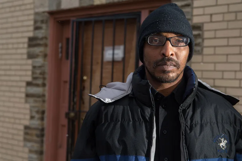 سألوه هل أنت مسلم؟.. احتجاز نجل محمد علي بمطار أميركي (فيديو)