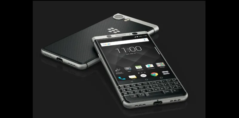 لعشاق «بلاكبيري».. إمكانيات وسعر هاتف Blackberry KEYone (فيديو وصور)