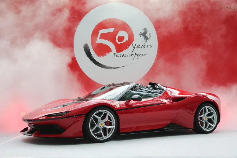 فيراري تمنح 10 عملاء فقط أحدث سيارة Ferrari J50.. هذه مواصفاتها