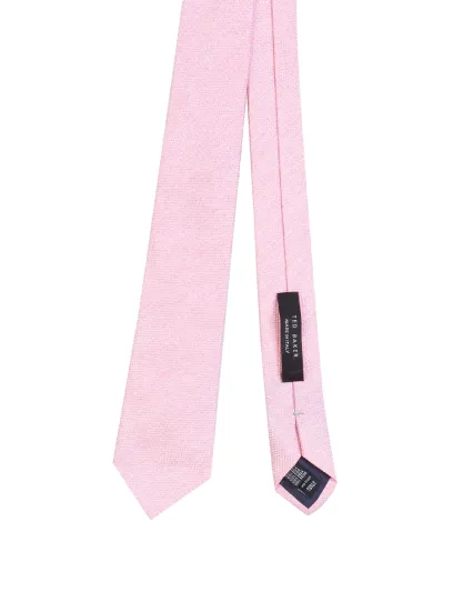 «بيكر» تكشف عن تشكيلة ربيع وصيف 2017 التي ملأت الدنيا وشغلت الناس