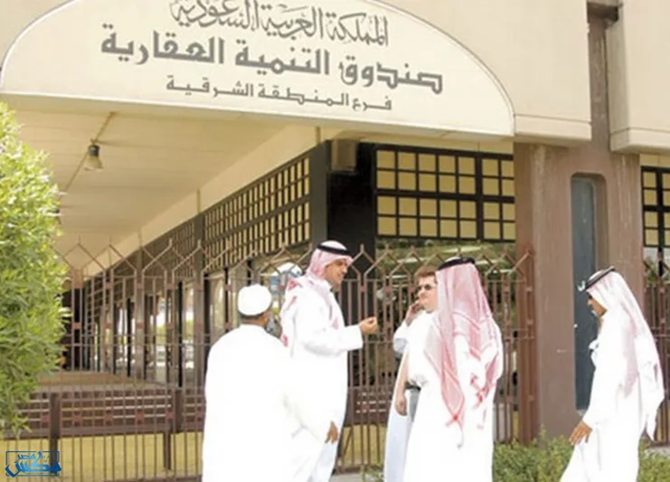 فيديو| الصندوق العقاري يثير غضب مواطنين ويغلق الابواب في وجوههم