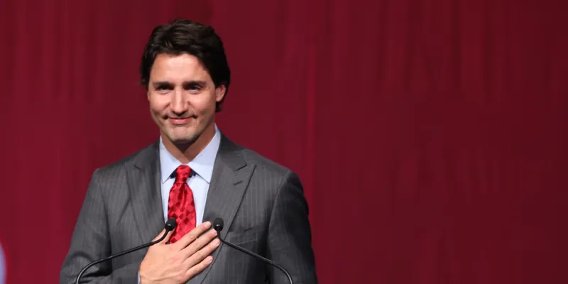 هوس بوسامة رئيس وزراء كندا بعد صور جديدة