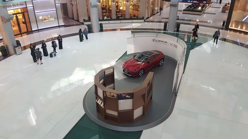 لكزس أل سي 500 (LC 500) كوبيه تفتتح فصلاً جديداً بظهورها الأول في الإمارات 