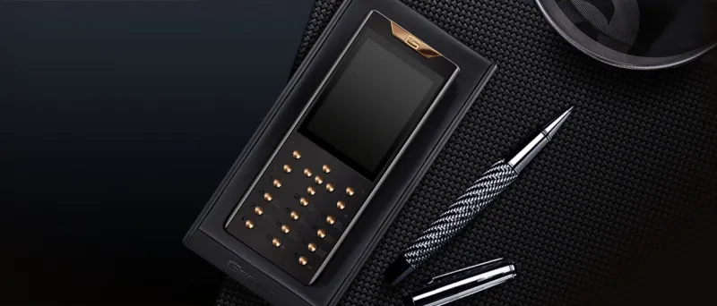هاتف Gresso Meridian الفاخر.. مفاتيحه ذهبية وصُنع منه 999 نسخة فقط
