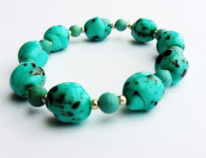 كيف تعرف حجر اليشم الأصلي والتقليد وباقي أنواع المجوهرات؟