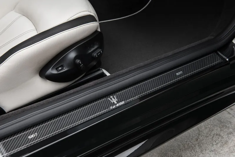 مازيراتي تطلق الإصدار الخاص لسيارة جران توريزمو وليڤانتي بمقصورة داخلية حصرية