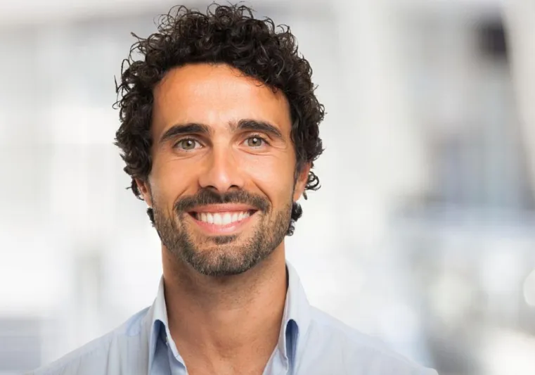 10 نصائح للحصول على أسنان أكثر صحة وجاذبية