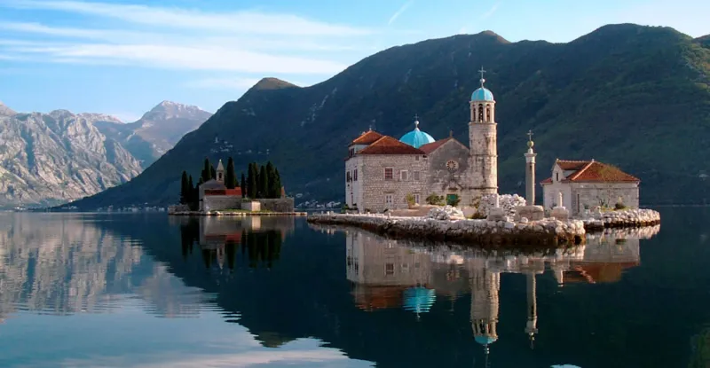 الجبل الأسود.. حيث تتجه بوصلة السياحية العالمية (صور)