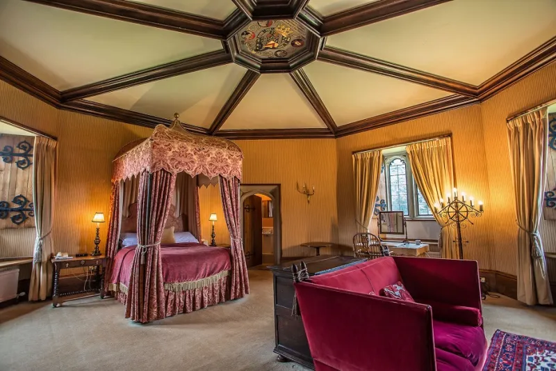 فرصة لشراء «ثورنبيوري».. قلعة الملوك في انجلترا (صور)