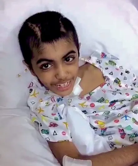 سلمان العودة يزف خبر مفرح عن حالة ابنه (صور)