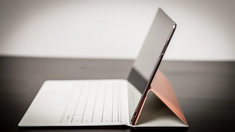 هواوي ميت بوك بمواصفات تنافس الأعلى في العالم وأسعار أقل