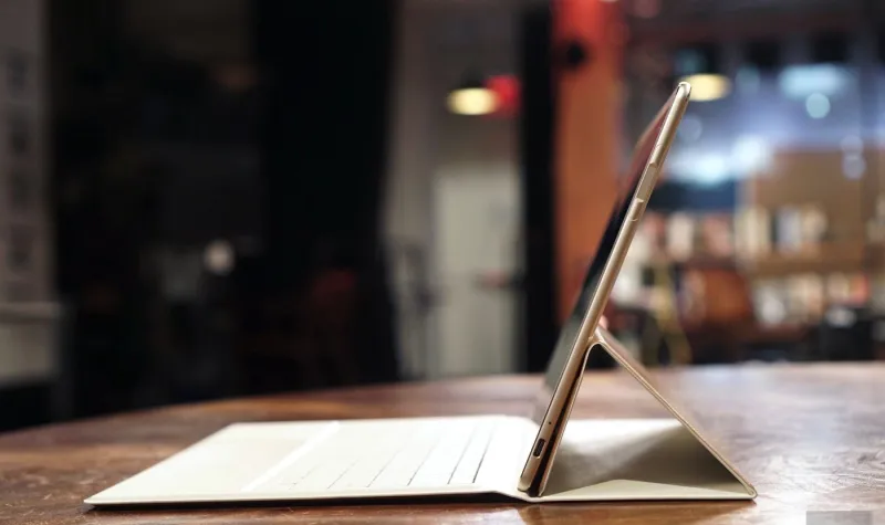 هواوي ميت بوك بمواصفات تنافس الأعلى في العالم وأسعار أقل