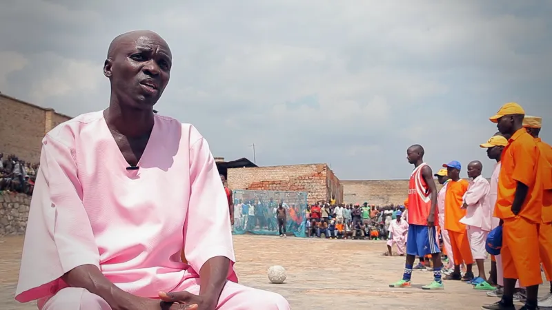 ماذا يوجد داخل أخطر سجون العالم ؟!