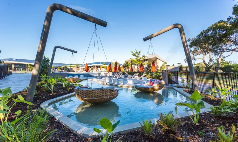 منتجع بايرون يفتتح ثلاث أجنحة مميزة جديدة للعام 2017