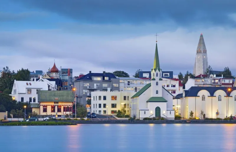 رحلتك وفق أشهر السنة.. المتعة نفسها بتكلفة أقل