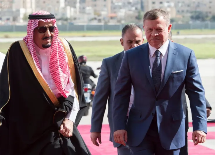 شاهد كيف رحّب شاعران أردنيان بالملك سليمان